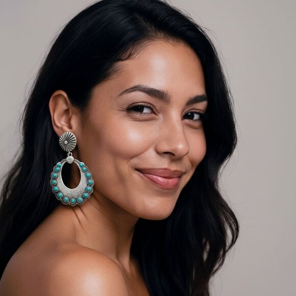 Western Style Silver Tone Chandelier Pierced Earrings Blue Faux Turquoise 2.5" - Picture 2 of 5